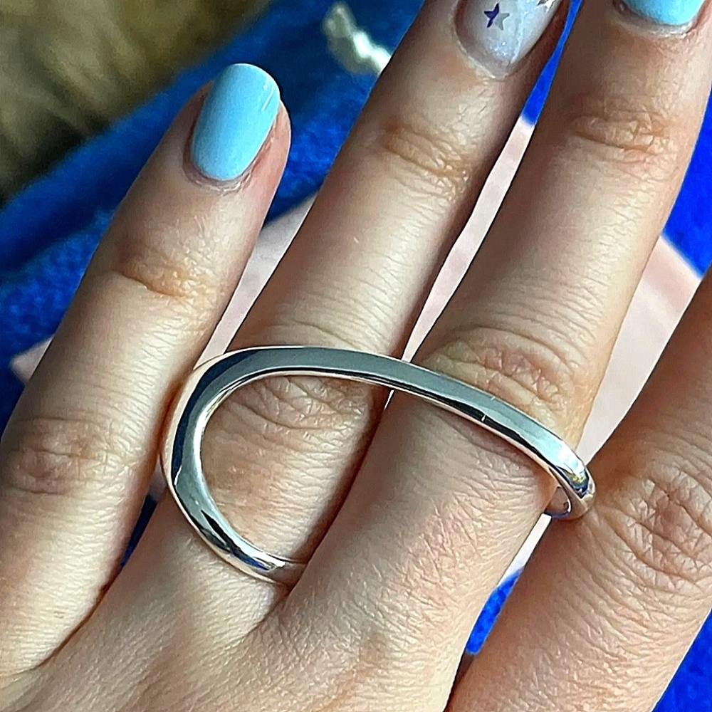 Irregular Sterling Silver Ring - Picture 3 of 16